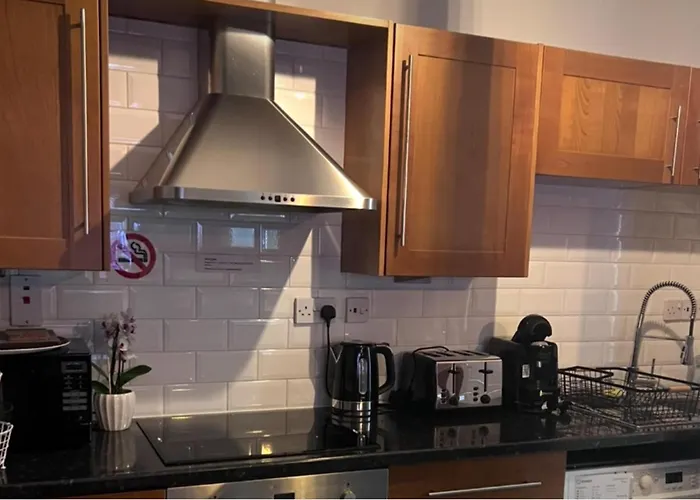 City Center Apartment In Edinburgh